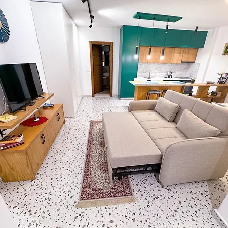 Lovely 1 Apartment Tirana